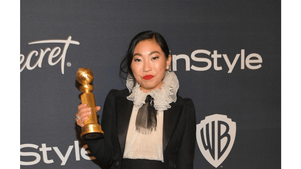Awkwafina will sell Golden Globe 8days