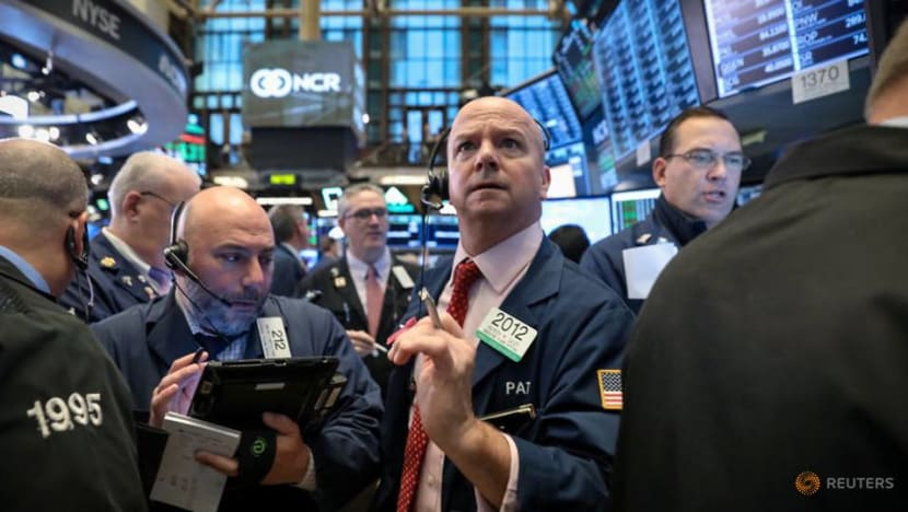 Wall Street ends mixed as Trump offers hope on trade Wall Street ends mixed as Trump offers hope on trade