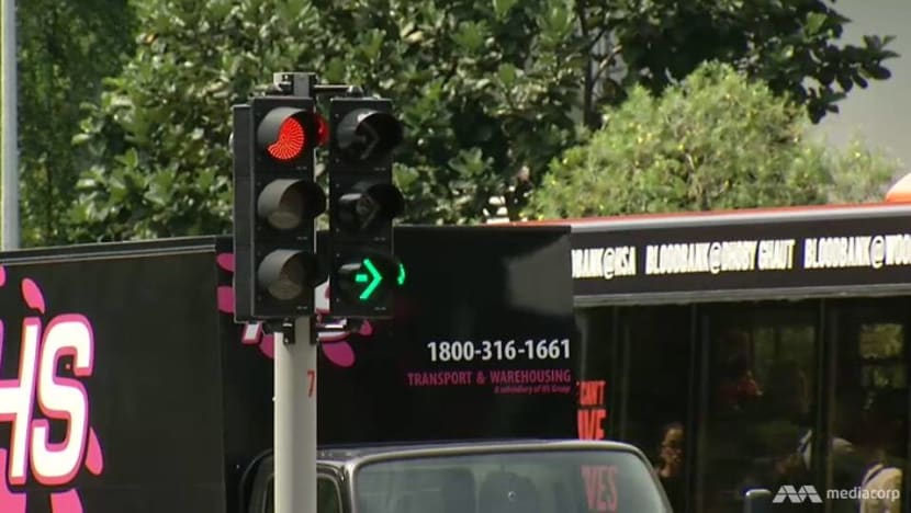Most traffic junctions to have red-amber-green arrows instead of discretionary right turns by 2023 Most traffic junctions to have red-amber-green arrows instead of discretionary right turns by 2023