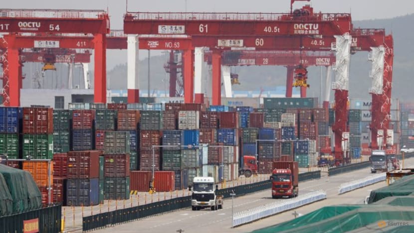 China's Sept exports likely cooled further on weakening global demand: Reuters Poll China's Sept exports likely cooled further on weakening global demand: Reuters Poll