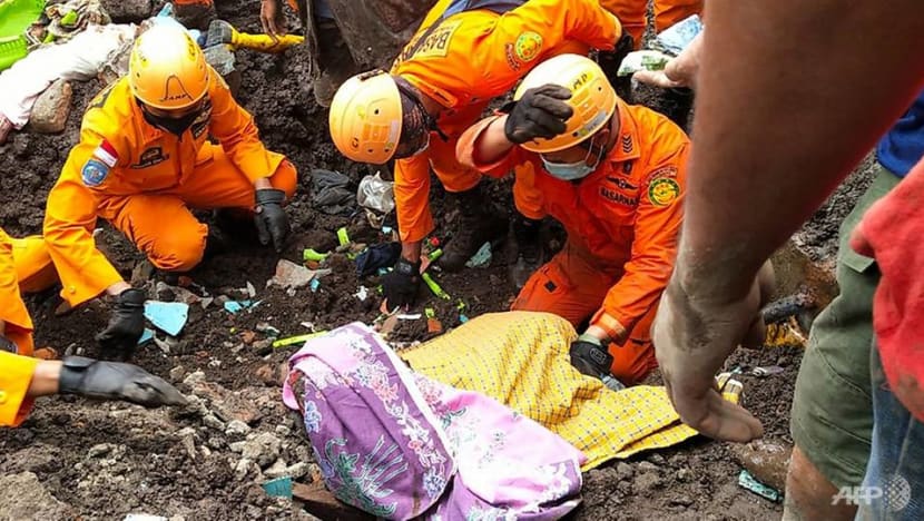 Race to find dozens missing in deadly Indonesia, Timor-Leste floods Race to find dozens missing in deadly Indonesia, Timor-Leste floods