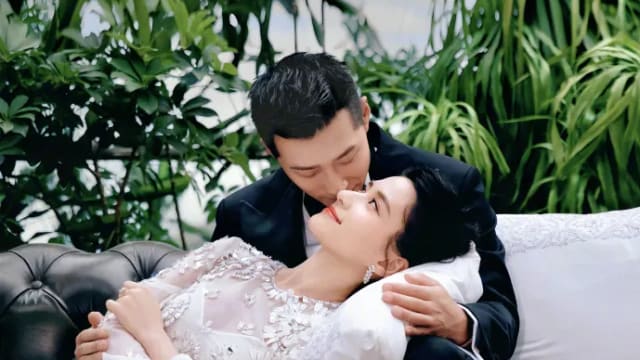窦骁5.97克拉粉钻求婚何超莲　超甜小心思曝光！