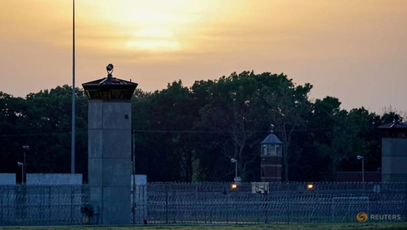 US executes fifth federal prisoner after 17-year pause US executes fifth federal prisoner after 17-year pause