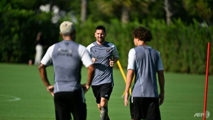 Messi gets down to business in Florida heat