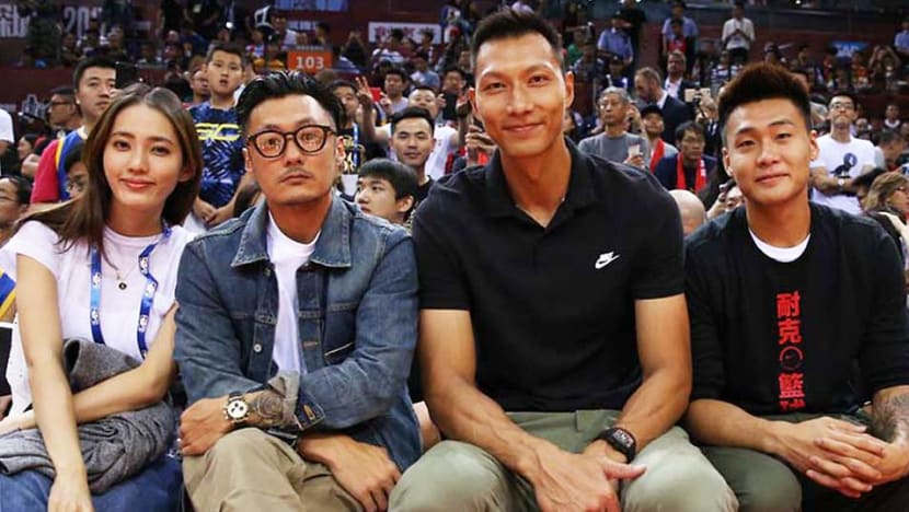 Shawn Yue makes first public appearance with girlfriend