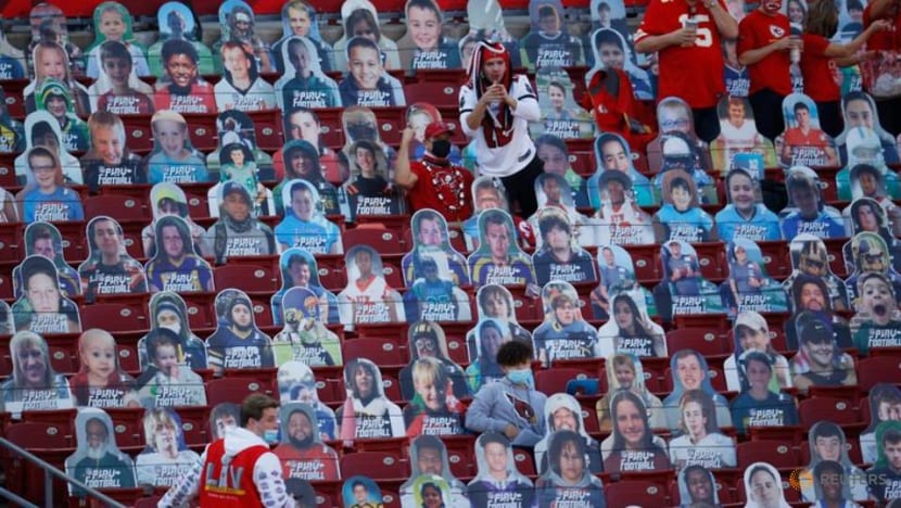 Mask-clad fans stream into Buccaneers' home stadium for Super Bowl unlike any other Mask-clad fans stream into Buccaneers' home stadium for Super Bowl unlike any other