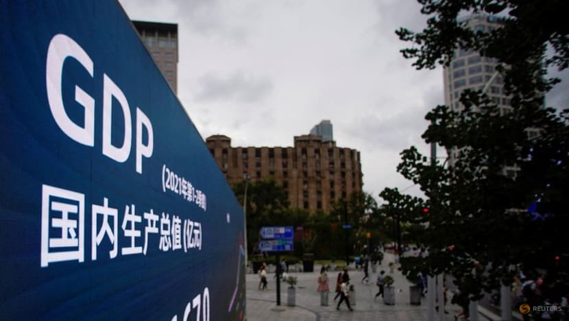 Global growth to slow as inflation bites - Reuters poll Global growth to slow as inflation bites - Reuters poll