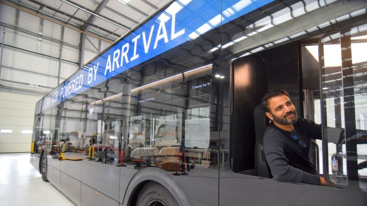 Kedatangan Inggris memperkenalkan bus listrik prototipe pra-produksi