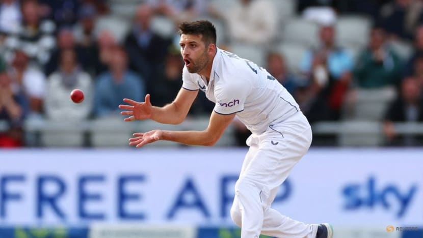 Wood leaves Australia reeling as big-hitting England on brink of test win