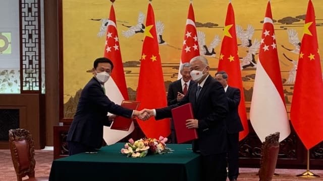 我国和中国签署六个合作备忘录 加强多领域双边合作