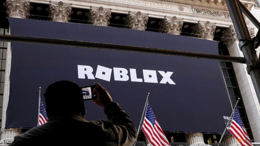Roblox bookings miss Wall Street target as easing curbs hurt online games Roblox bookings miss Wall Street target as easing curbs hurt online games