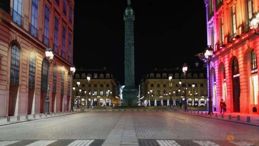 France reports 17,565 new confirmed COVID-19 cases overnight France reports 17,565 new confirmed COVID-19 cases overnight