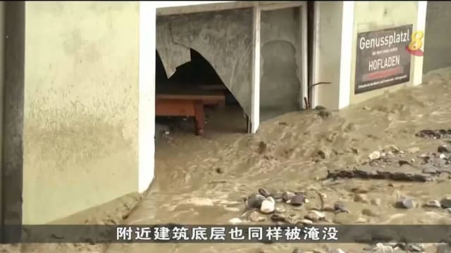 奥地利降大雨引发泥石流 村庄道路受阻电力和水供中断