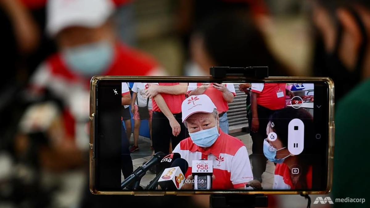GE2020: ‘Hypebeast’ dan ‘Woke’ – kepala PSP Tan Cheng Bock menggunakan istilah untuk terhubung dengan pemilih yang lebih muda