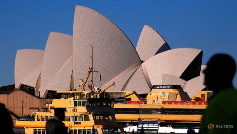 Hundreds evacuated after gas leak at Australia's Sydney Opera House Hundreds evacuated after gas leak at Australia's Sydney Opera House