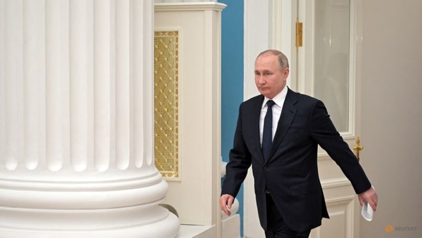 US sanctions Russia's Putin, top officials over Ukraine invasion US sanctions Russia's Putin, top officials over Ukraine invasion