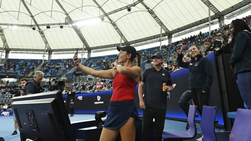 Pegula swats aside Swiatek in United Cup semis Pegula swats aside Swiatek in United Cup semis
