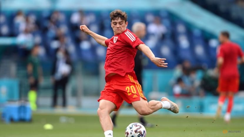 Football: Leeds sign winger James from Manchester United on permanent deal Football: Leeds sign winger James from Manchester United on permanent deal