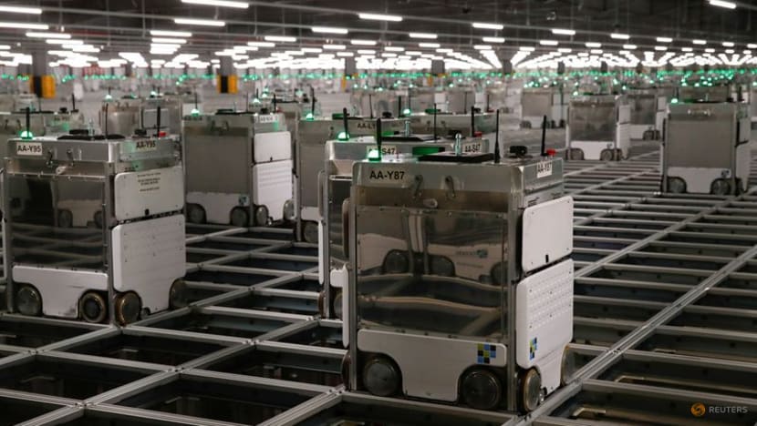 North American companies rush to add robots as demand surges North American companies rush to add robots as demand surges