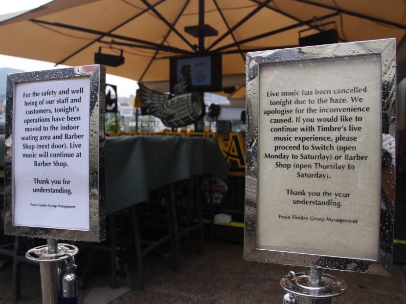 Businesses suffer as haze keeps customers away Businesses suffer as haze keeps customers away