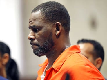 R&B singer R Kelly due in court for sex abuse sentencing