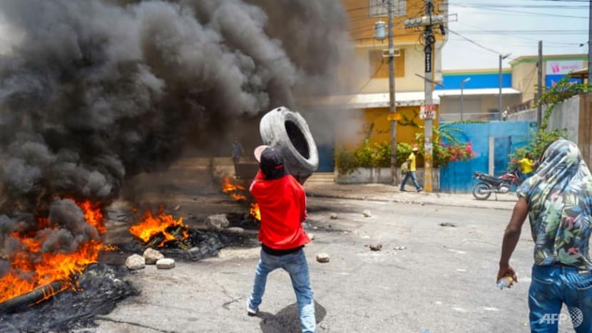 Nearly 90 dead in Haiti gang violence as country slides into chaos Nearly 90 dead in Haiti gang violence as country slides into chaos
