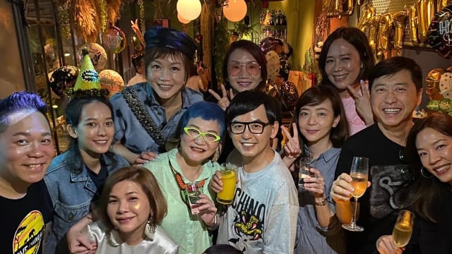 离婚后公开露面　张清芳参加张小燕生日趴