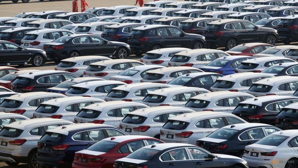 Pertumbuhan penjualan mobil Tiongkok melambat pada bulan September seiring dengan munculnya tanda-tanda melemahnya permintaan