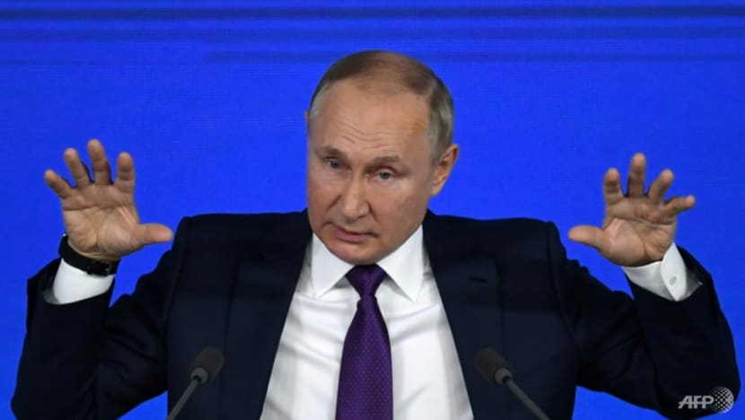 UK, US freeze Putin, Lavrov assets over Ukraine invasion