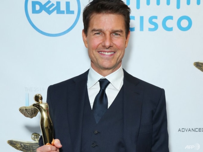 Tom Cruise gets sneak preview from SpaceX's first private crew Tom Cruise gets sneak preview from SpaceX's first private crew