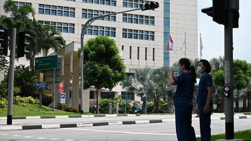 Healthcare workers being asked to move out, shunned in public a ‘very worrisome trend’: Gan Kim Yong Healthcare workers being asked to move out, shunned in public a ‘very worrisome trend’: Gan Kim Yong
