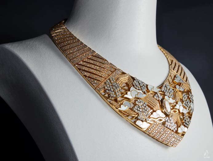 In Singapore a S 3.7 million necklace and other unique jewels on