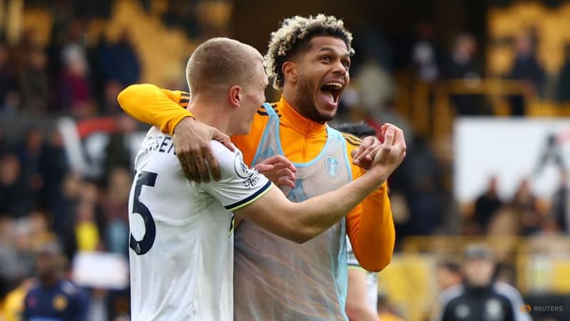 Leeds out of relegation zone with 4-2 win over Wolves Leeds out of relegation zone with 4-2 win over Wolves