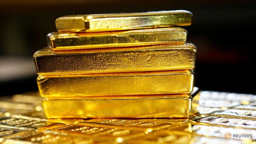Gold hits new high; equities struggle on virus fears Gold hits new high; equities struggle on virus fears