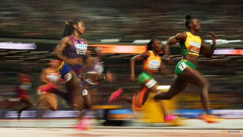 Jackson and Thomas on song in 200m semis