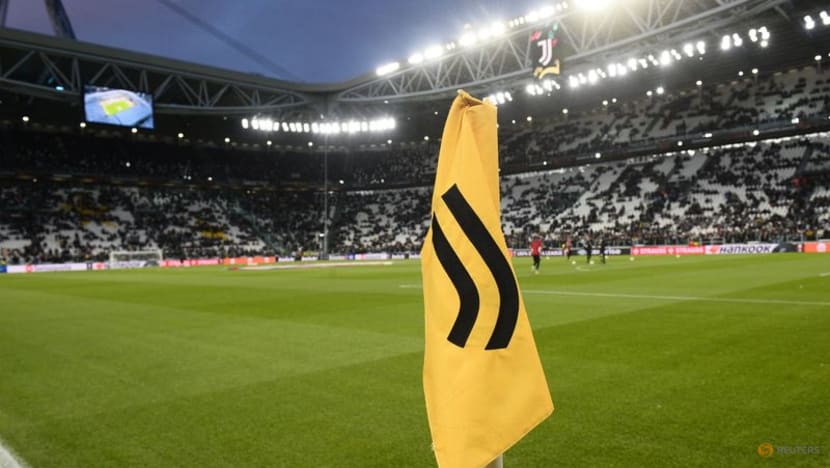 Juventus Bombshell Epl Star Refuses Training Faces Ban - agv881k