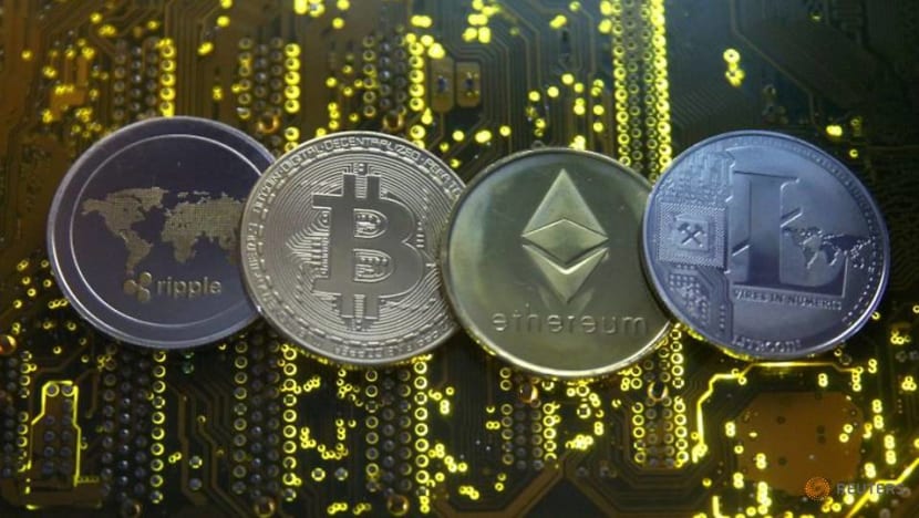 Crypto market cap surges to record US$2 trillion, bitcoin at US$1.1 trillion