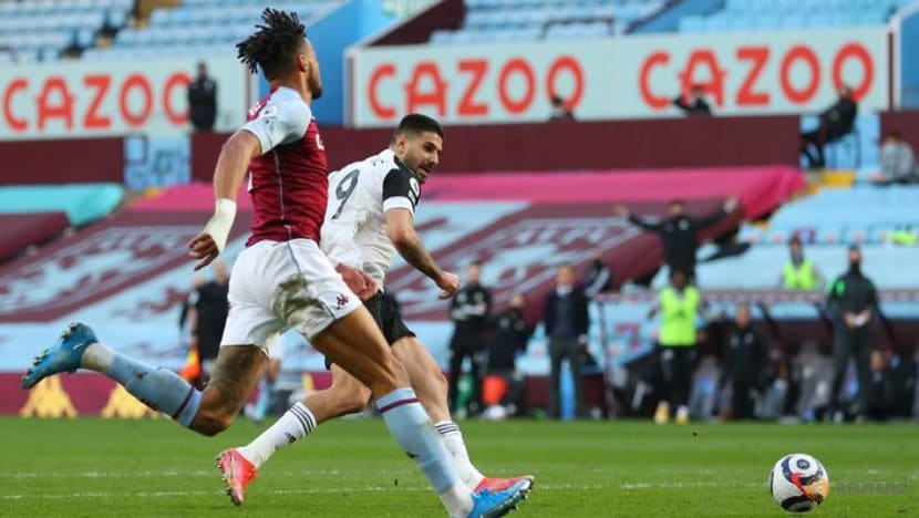 Football: Fulham blow chance to escape bottom three with late collapse at Villa Football: Fulham blow chance to escape bottom three with late collapse at Villa