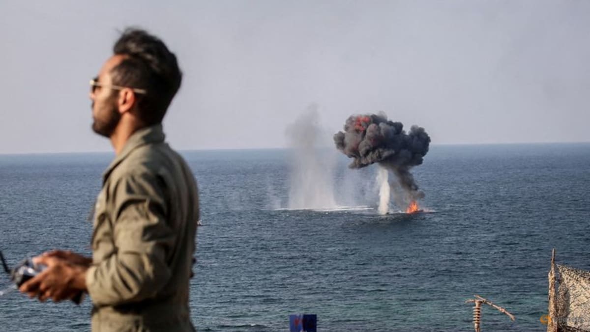 Latihan perang Iran di Teluk memperingatkan Israel, kata komandan tinggi Iran