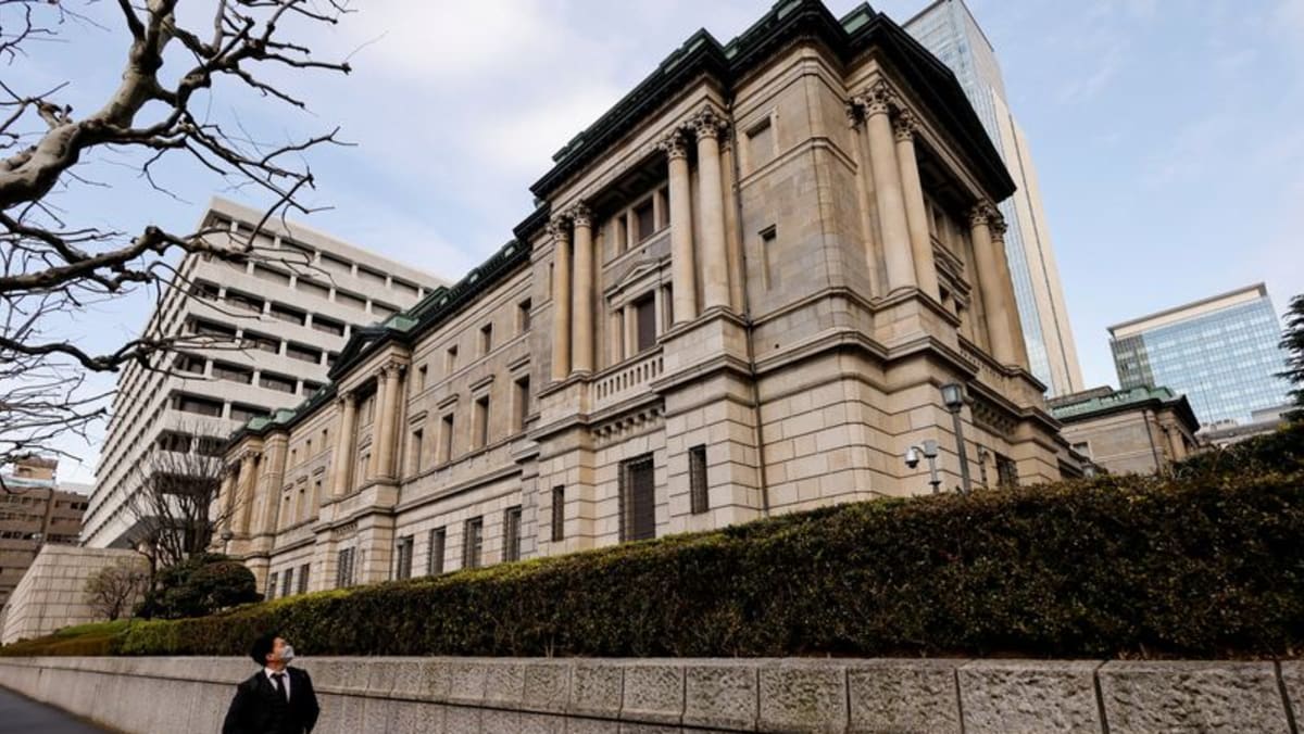 BOJ memperdebatkan kemajuan dalam memenuhi target harga pada pertemuan debut Ueda