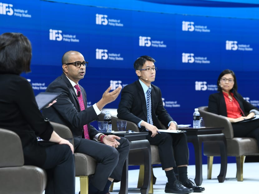 Politicians from PAP, WP and PSP debate non-Chinese PM issue at IPS forum Politicians from PAP, WP and PSP debate non-Chinese PM issue at IPS forum