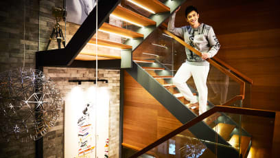 Wanna See What Elvin Ng's Bedroom Looks Like?