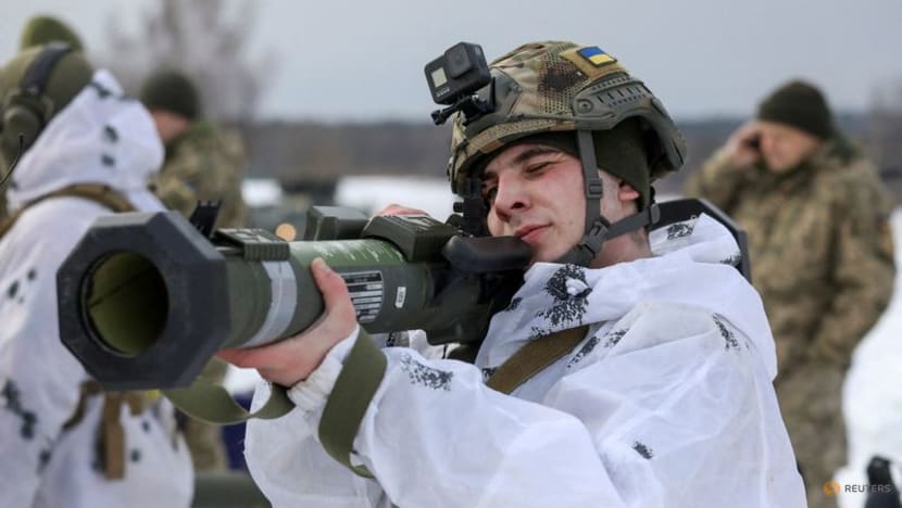 Ukrainian troops hold drills with US missiles as military aid shipments continue Ukrainian troops hold drills with US missiles as military aid shipments continue