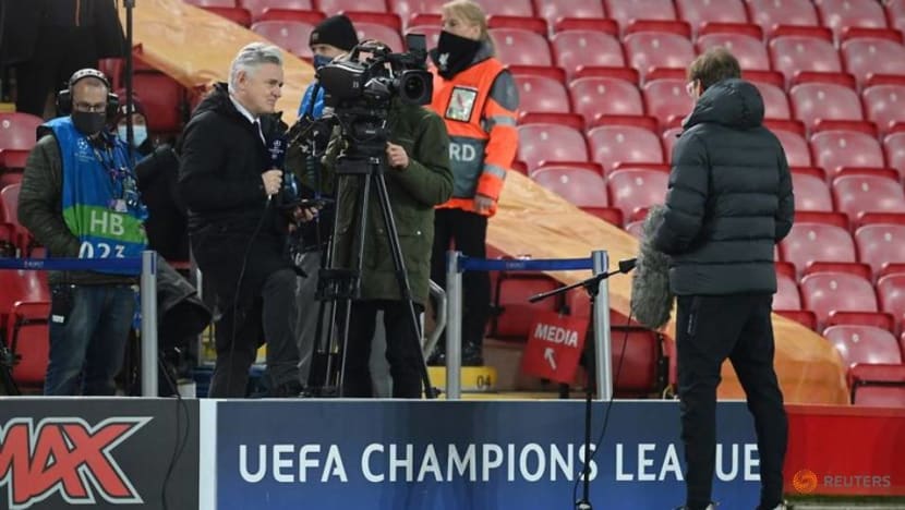 Football: Premier League clubs renew UK TV deals, skip auction Football: Premier League clubs renew UK TV deals, skip auction