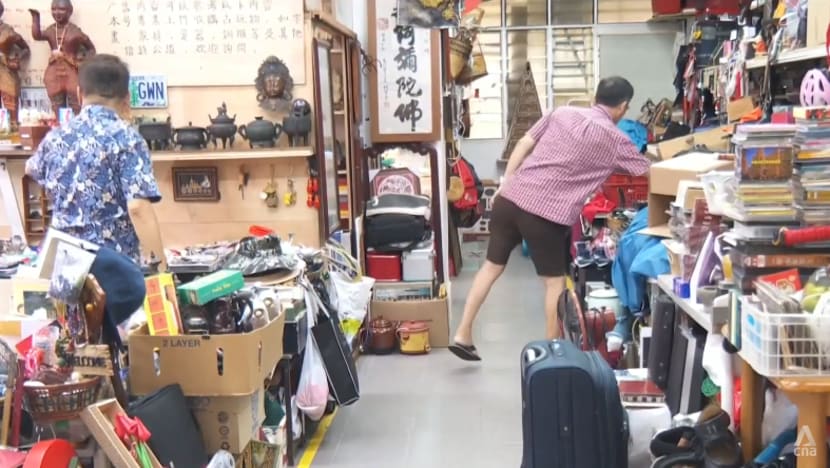 Karung guni men struggle with low profits, dwindle in numbers as Singaporeans purchase fewer used items