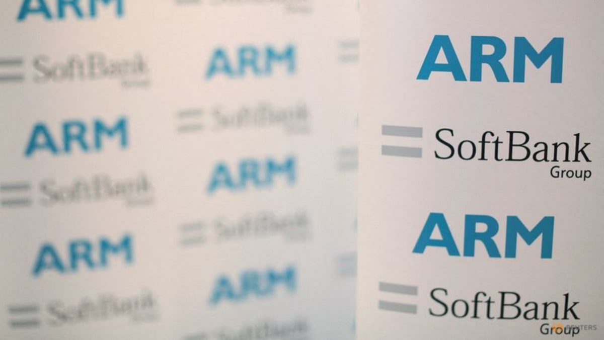SoftBank’s Arm bertujuan untuk mengumpulkan setidaknya US miliar dalam IPO AS, kata sumber