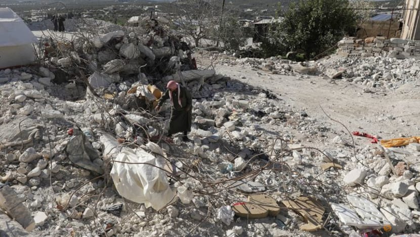 Syria extends permission on post-quake aid border crossings for 3 months Syria extends permission on post-quake aid border crossings for 3 months