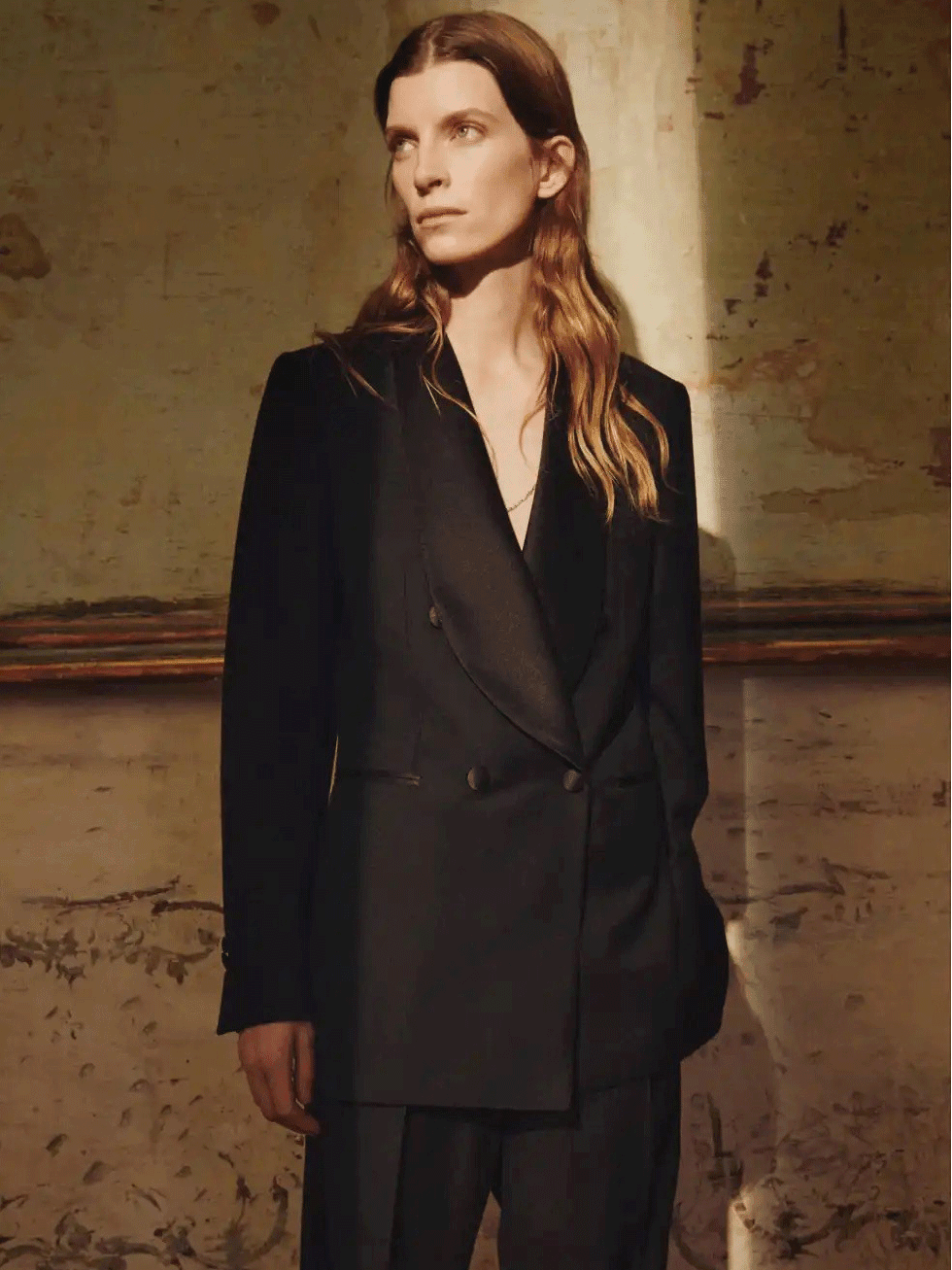 James Bond's favourite tuxedo brand Brioni is now making womenswear ...