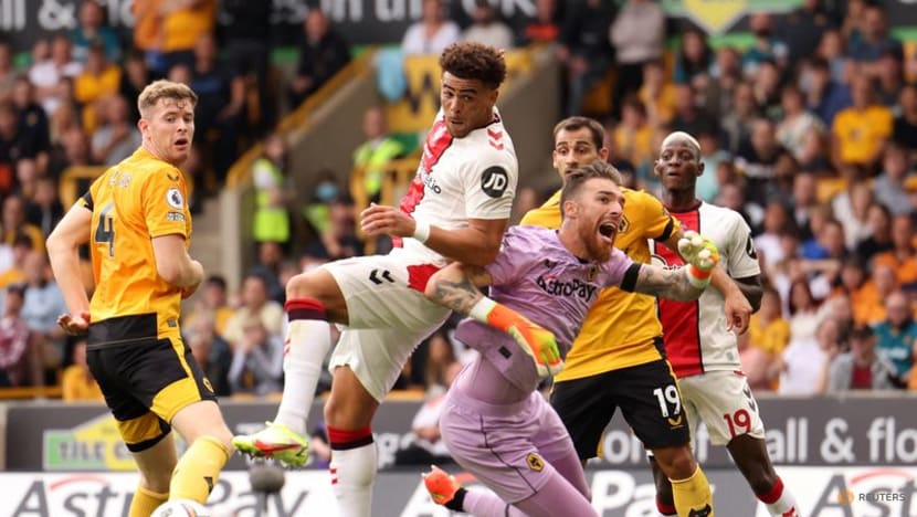 Podence gives Wolves first win with victory over Southampton Podence gives Wolves first win with victory over Southampton