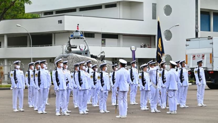 Unit Penyelam Tentera Laut S'pura raikan ulang tahun ke-50